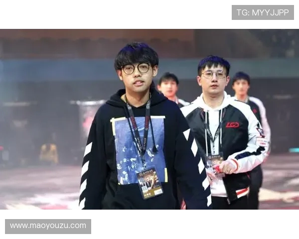 DOTA2战术解析：WE战队如何构建高效节奏体系与团队协作