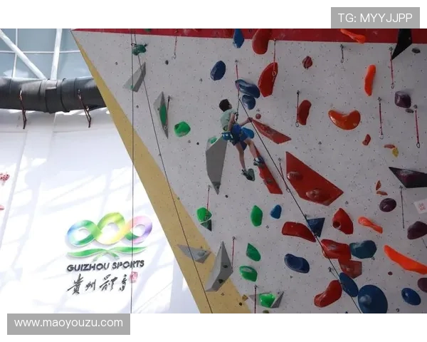 上海街舞队在世界攀岩锦标赛中以58分稳居积分榜首位