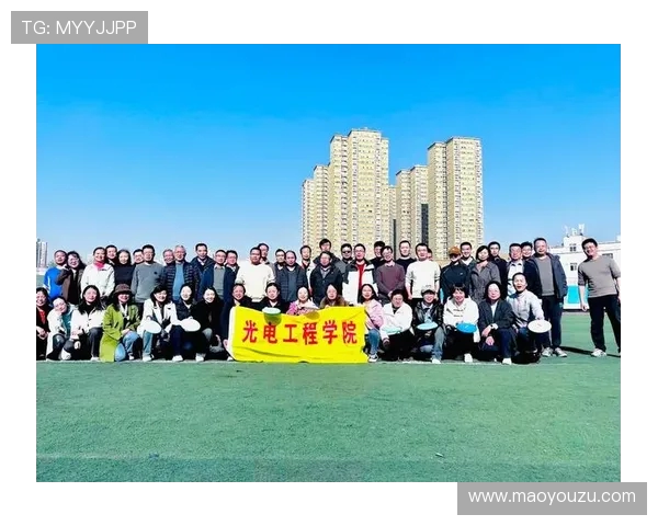 西安飞盘队荣登全国技术排行榜第九位展现出色实力与团队合作精神