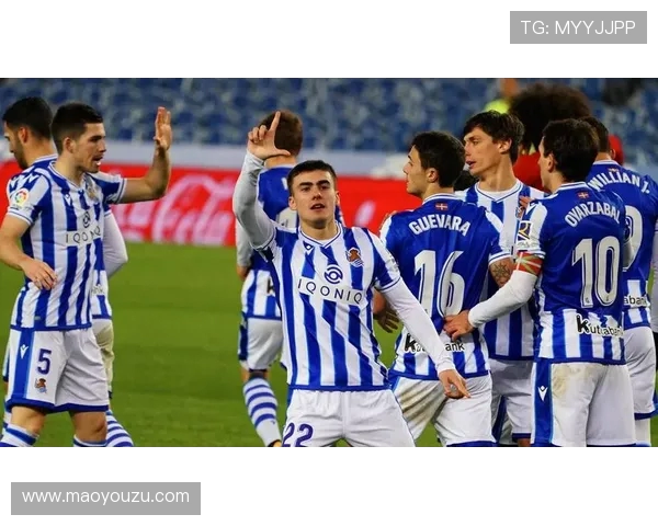 AIK索尔纳迎战马尔默足球队争夺瑞典超级联赛冠军荣耀 AIK索尔纳迎战马尔默足球队争夺瑞典超级联赛冠军荣耀