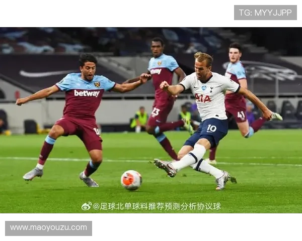 狼队与热刺激战正酣双方争夺英超关键三分的精彩对决