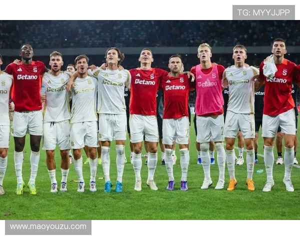 阿贾克斯与尼斯激战正酣谁能在欧战中笑到最后 阿贾克斯与尼斯激战正酣谁能在欧战中笑到最后