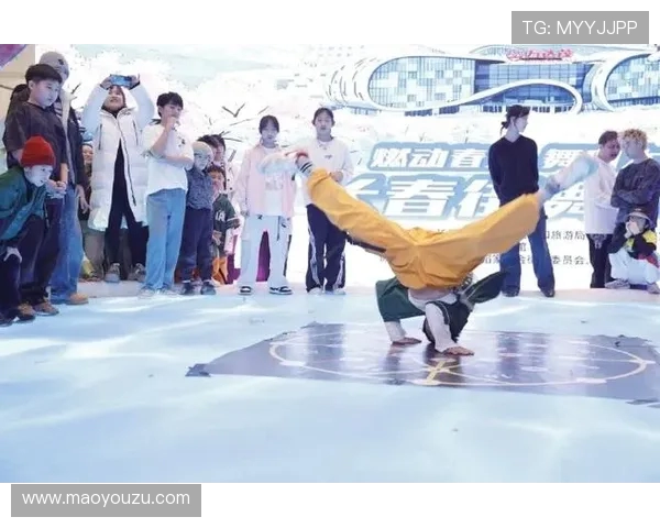 街舞热潮来袭:深圳街舞队的速度与激情全景揭秘