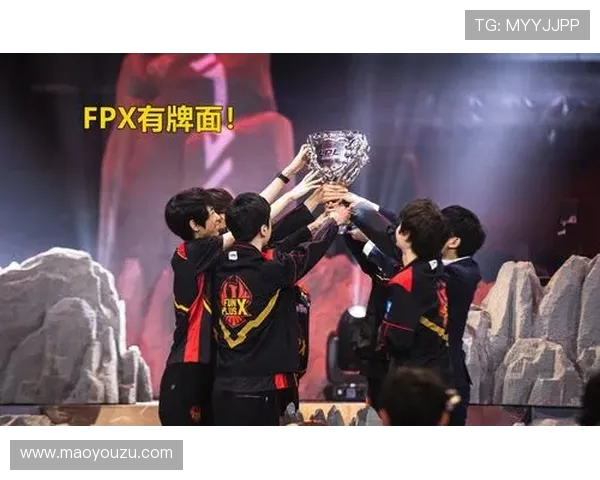 FPX以76分稳居大师赛积分榜首位其他战队紧随其后争夺名次